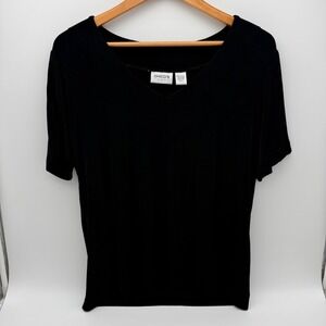 Chico's Travelers Women's Size 2 Black V-Neck Short Sleeve Stretch Top